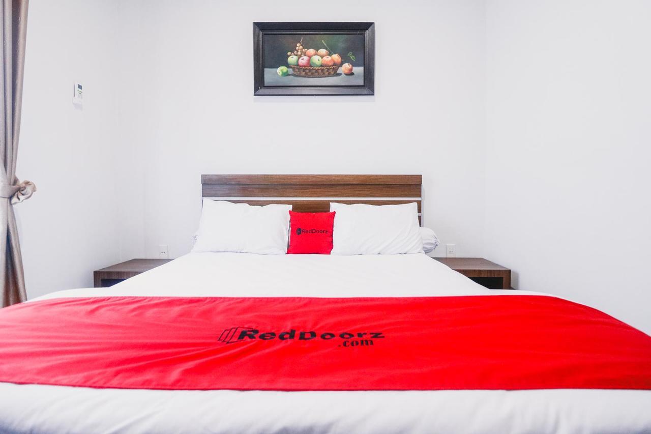 Reddoorz Near Hermes Place Polonia Медан Екстериор снимка